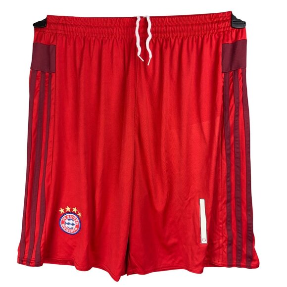 Adidas FC Bayern Munich Soccer Football Shorts Men L Red Trefoil - Picture 1 of 10